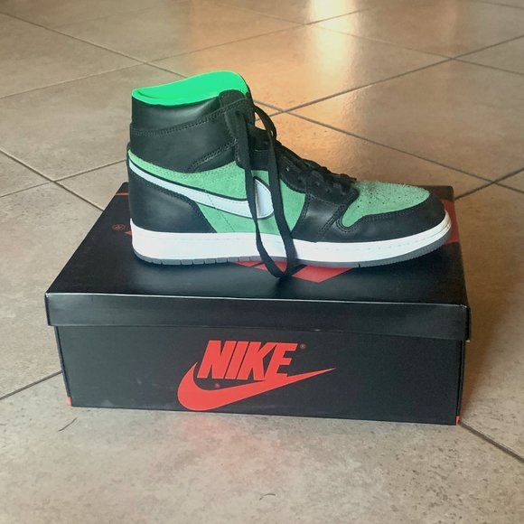 Air Jordan 1 Retro High